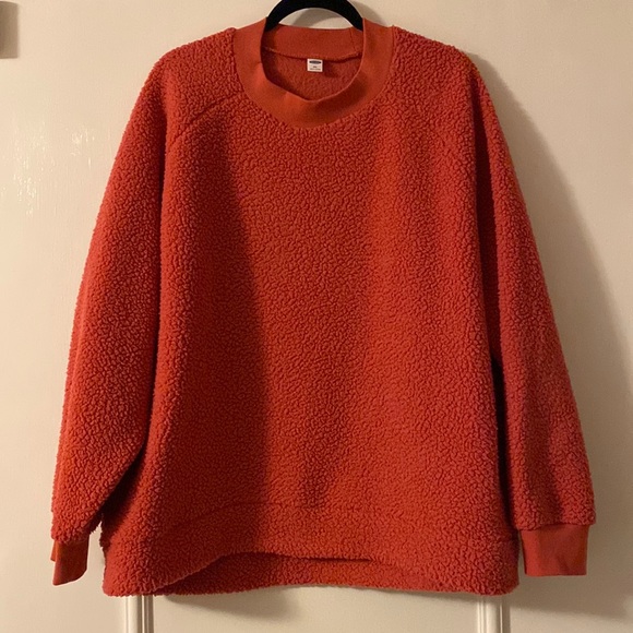 Old Navy Tops - Old Navy women’s XXL textured sweatshirt. Soft and comfy, dress it up or down.